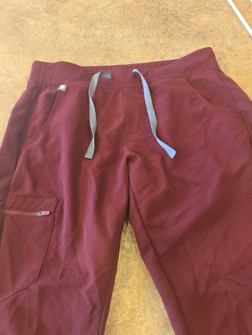 Figs Women's Maroon Drawstring Scrub Joggers